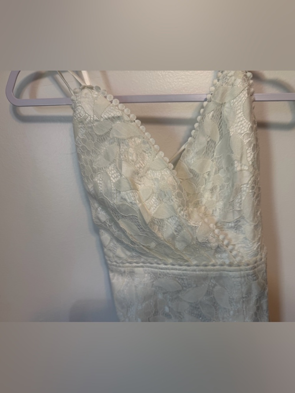 Hello Molly NWT Eyes On Me White Lace Backless Dress Size 6 Beach Bridal Sexy - Picture 5 of 10